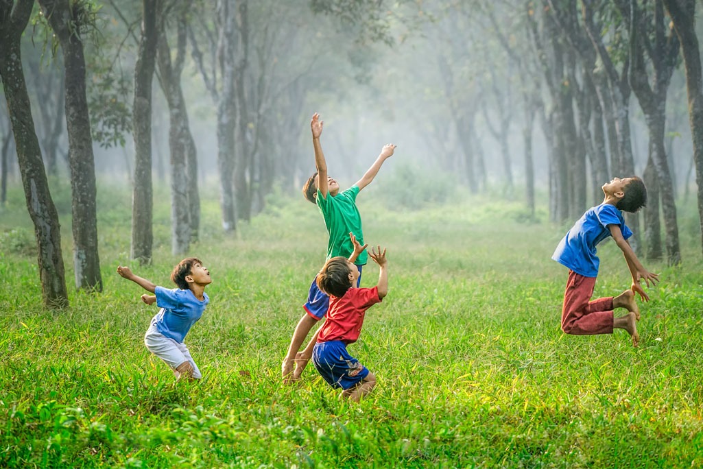 Sophrologie nature enfants